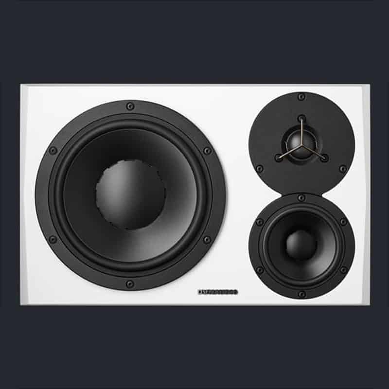 dynaudio-lyd-48-blanche-right-front